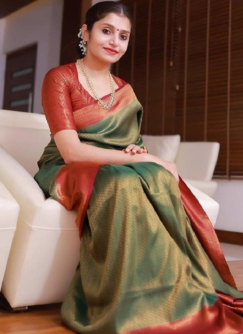 green maroon soft art silk banarasi jacuard work designer party wear saree with unstitched blouse piece