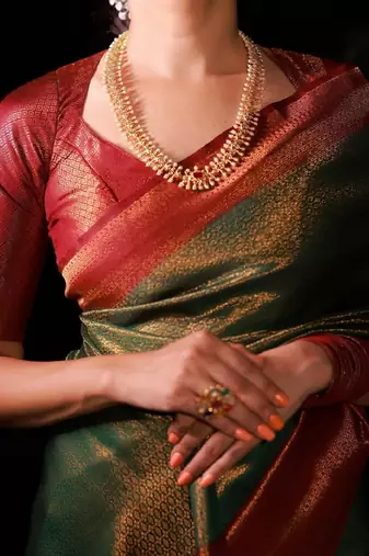 green maroon silk blend banarasi saree with unstitched blouse piece