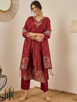 Maroon women kurta pant dupatta set 1