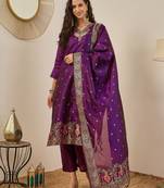 Purple women kurta pant dupatta set