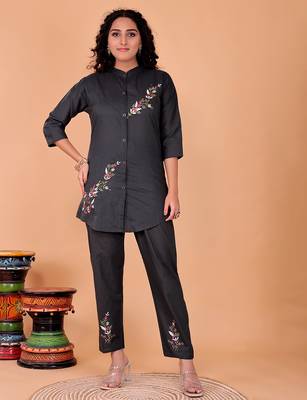  gray cotton embroidery  co-ord set 1