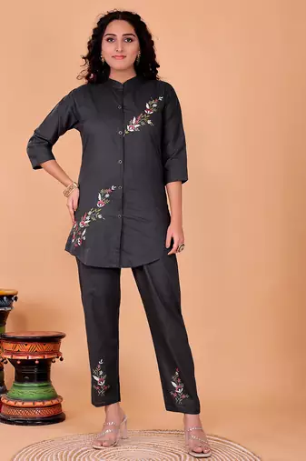 Fashion petals gray cotton embroidery  co-ord set