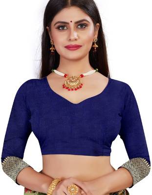 blue silk blend banarasi saree with unstitched blouse piece 5