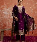 Purple women kurta pant dupatta set