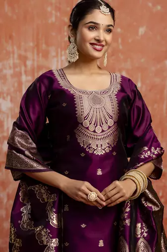 Purple women kurta pant dupatta set