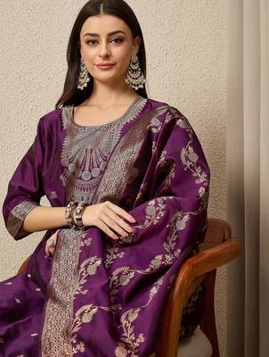 Purple women kurta pant dupatta set 3