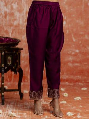 Purple women kurta pant dupatta set 4
