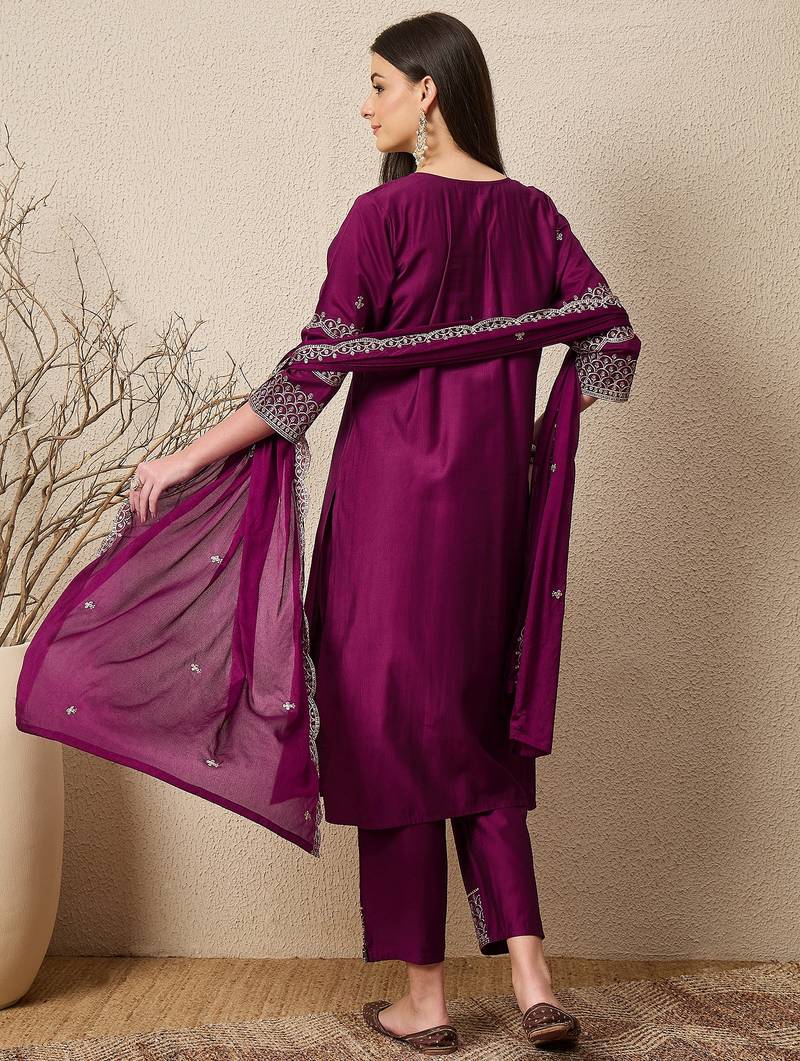 Purple women kurta pant dupatta set