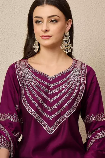 Purple women kurta pant dupatta set