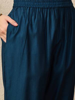 Blue women kurta pant dupatta set 4