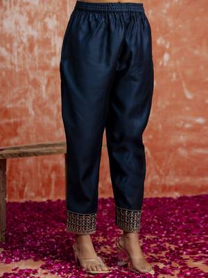 Blue women kurta pant dupatta set 4