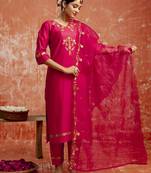Pink women kurta pant dupatta set