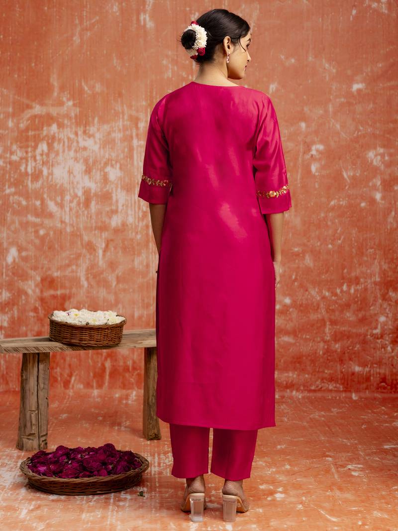 Pink women kurta pant dupatta set