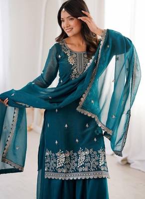 teal embroidered kurta set with dupatta 4