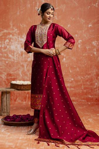 Maroon women kurta pant dupatta set