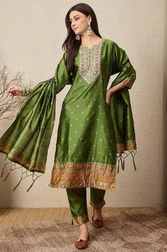 Green women kurta pant dupatta set