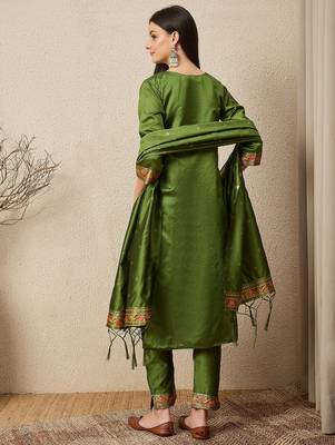 Green women kurta pant dupatta set 2