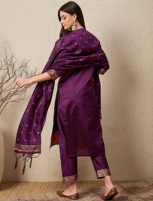 Purple women kurta pant dupatta set 2
