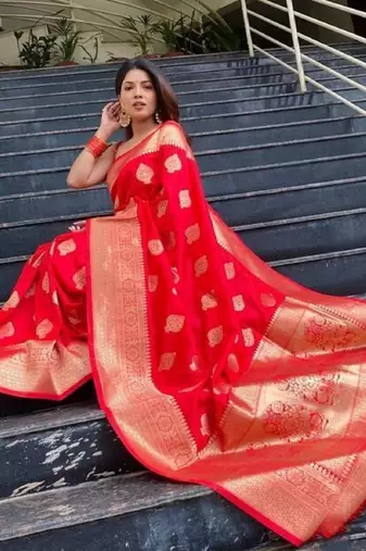 red silk blend banarasi saree with unstitched blouse piece