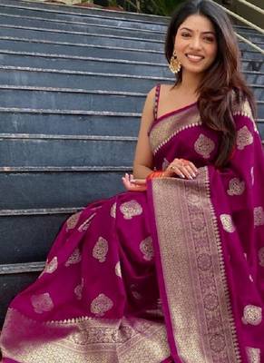 wine silk blend banarasi saree with unstitched blouse piece 2