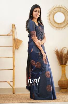blue silk blend banarasi saree with unstitched blouse piece 5