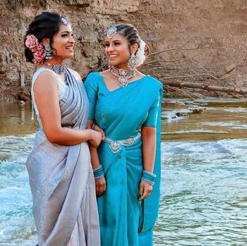 sky blue silk blend banarasi saree with unstitched blouse piece 5
