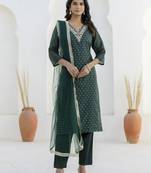 Green women kurta pant dupatta set