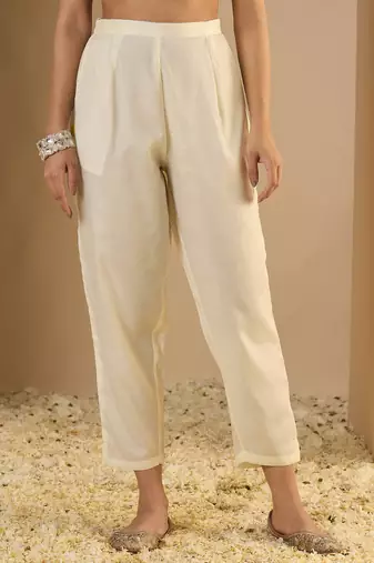 White women kurta pant dupatta set