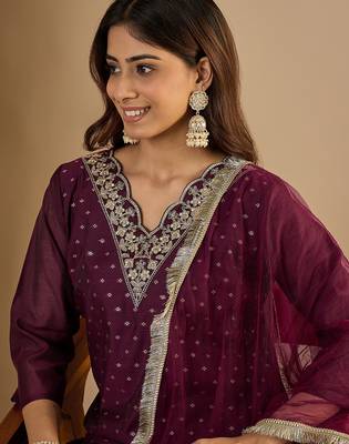 Purple women kurta pant dupatta set 3