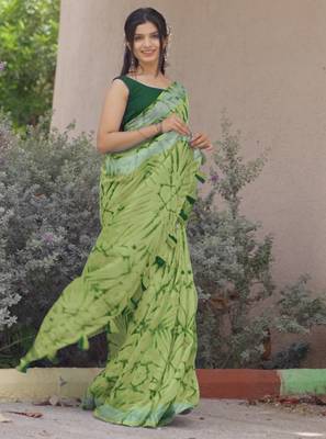 green shibori geometric print cotton blend saree with blouse piece 1