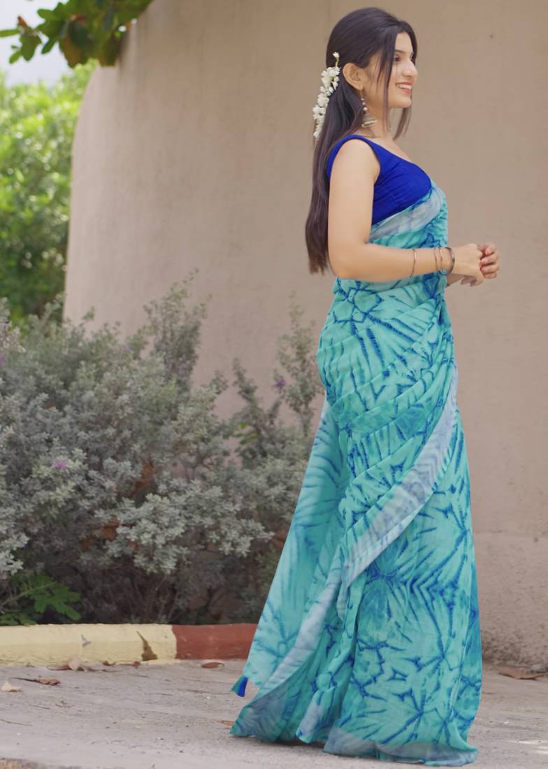 turquoise shibori geometric print cotton blend saree with blouse piece