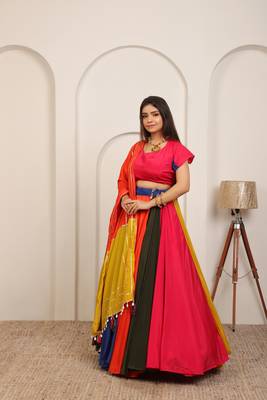 MULTI COLOR SOLID SILK BLAND FLAIR PARTY LEHENGA CHOLI WITH DUPATTA. 3