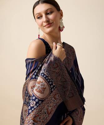 navy blue silk blend printed saree with blouse 3