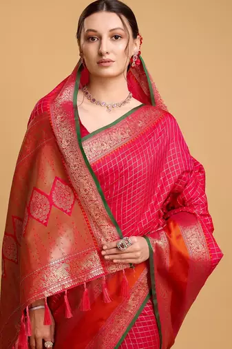 pink silk blend printed saree with blouse