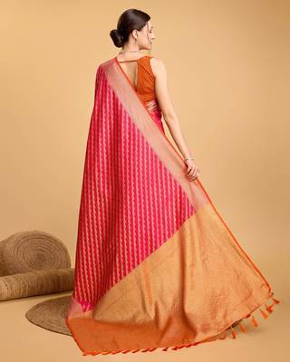 pink silk blend printed saree with blouse 4