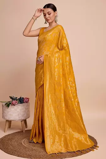 yellow silk blend printed saree with blouse