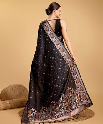 black silk blend printed saree with blouse 4