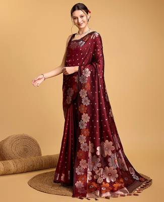 maroon silk blend printed saree with blouse 2