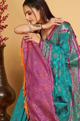 blue silk blend printed saree with blouse