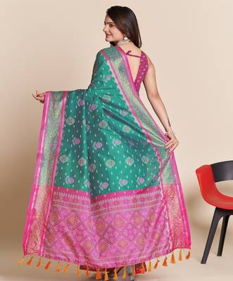blue silk blend printed saree with blouse 2