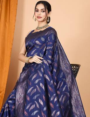 navy blue silk blend printed saree with blouse 3
