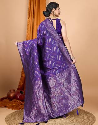 violet silk blend printed saree with blouse 4