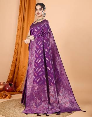 wine silk blend printed saree with blouse 2