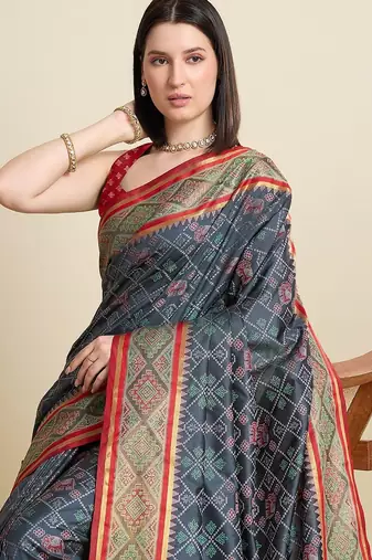 grey silk blend blend printed saree with blouse