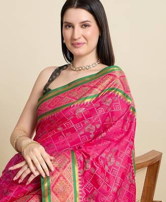 pink silk blend blend printed saree with blouse 4