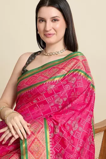 pink silk blend blend printed saree with blouse