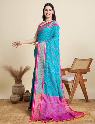 teal silk blend blend printed saree with blouse 2