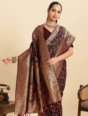 maroon satin printed saree with blouse 4