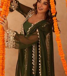 Nida green mirror lace work fusion set