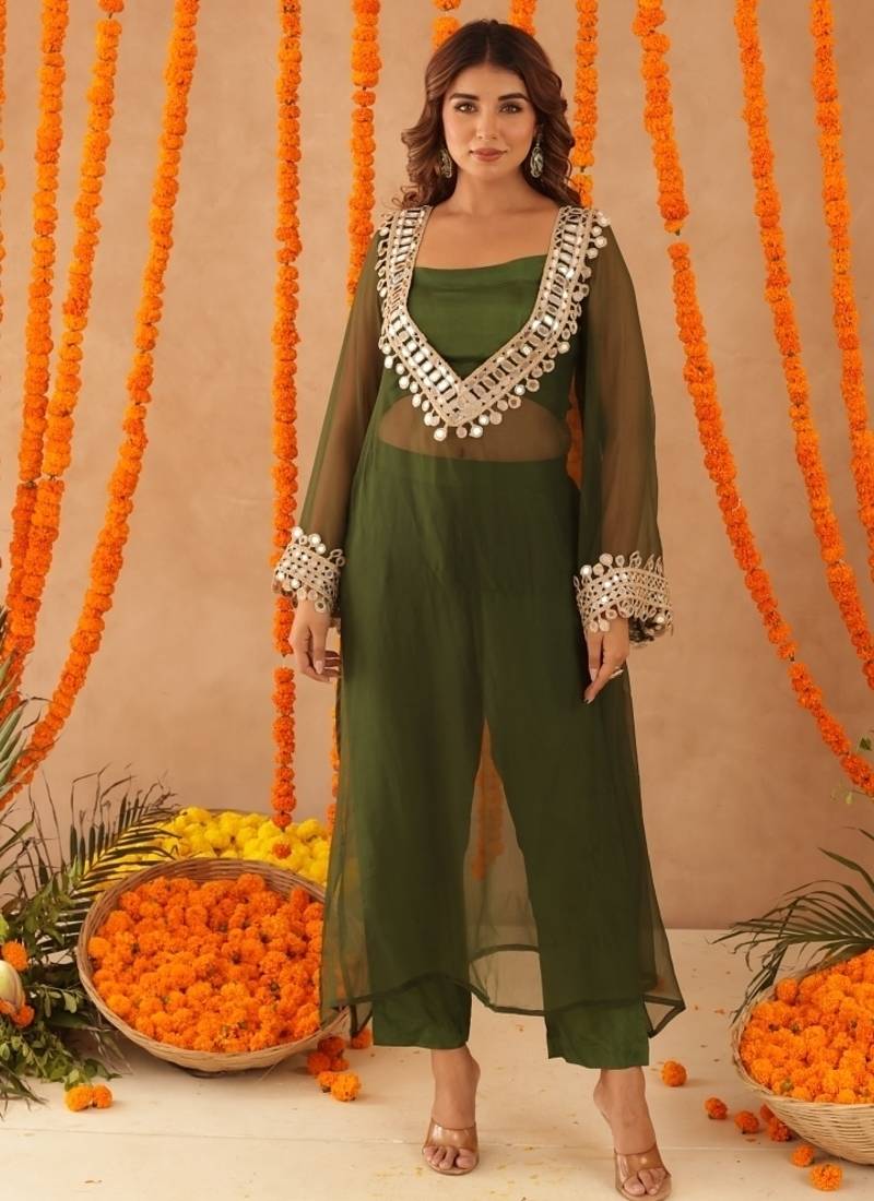 Nida green mirror lace work fusion set